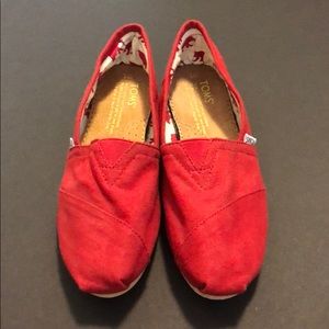 Red TOMS